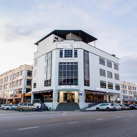 Hotel 101 Permas Jaya Johor Bahru Bagian luar foto