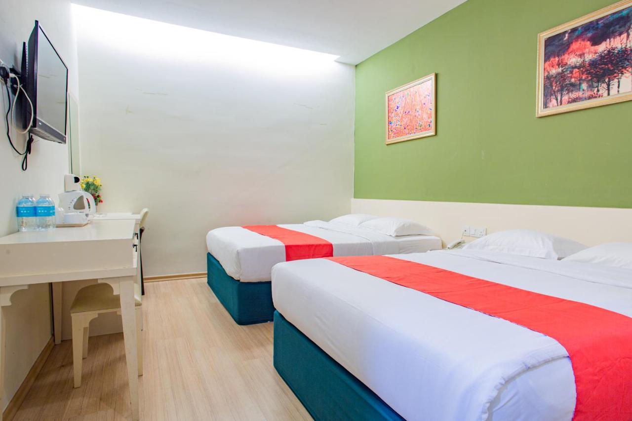 Hotel 101 Permas Jaya Johor Bahru Bagian luar foto