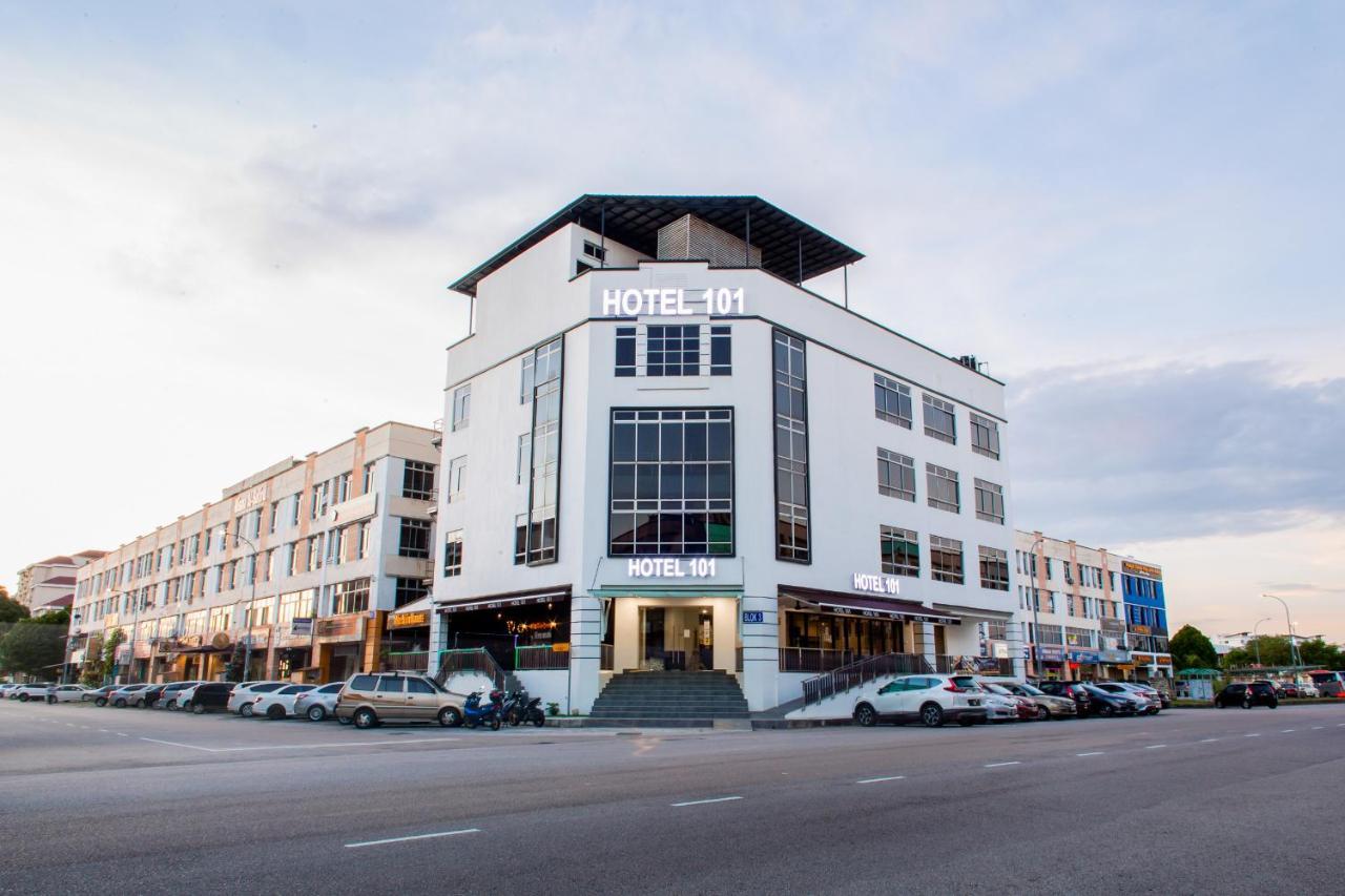 Hotel 101 Permas Jaya Johor Bahru Bagian luar foto