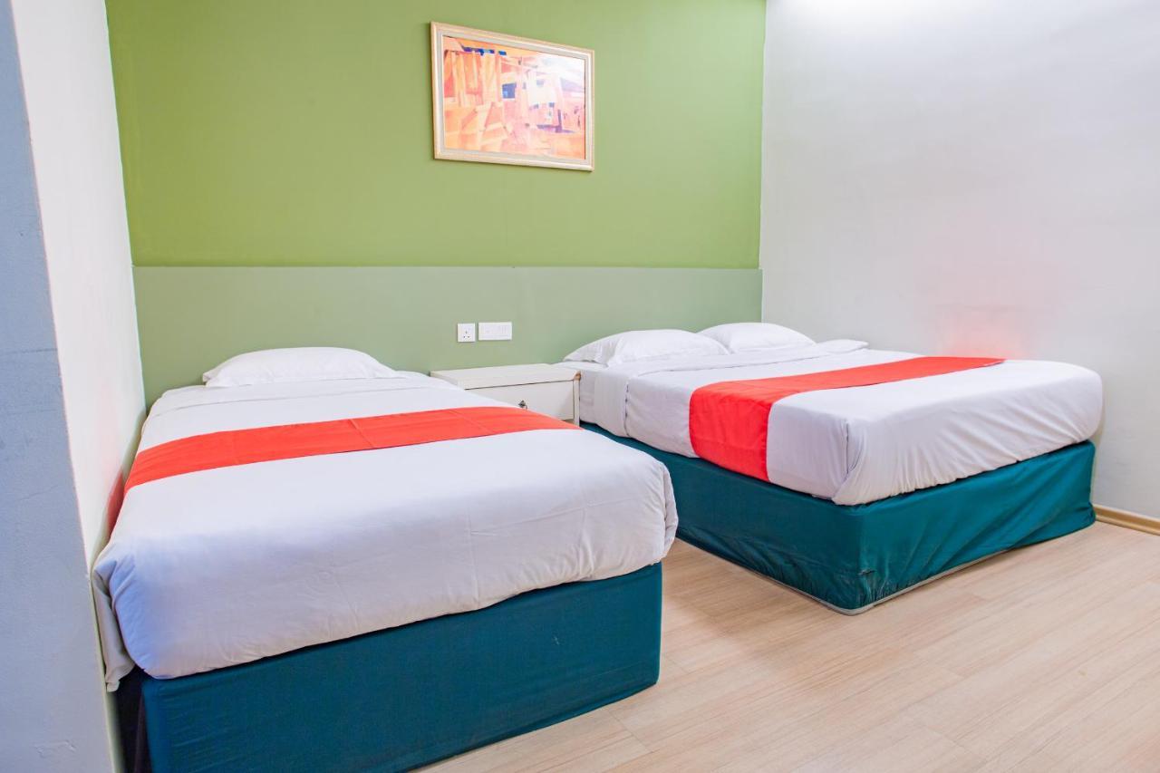 Hotel 101 Permas Jaya Johor Bahru Bagian luar foto